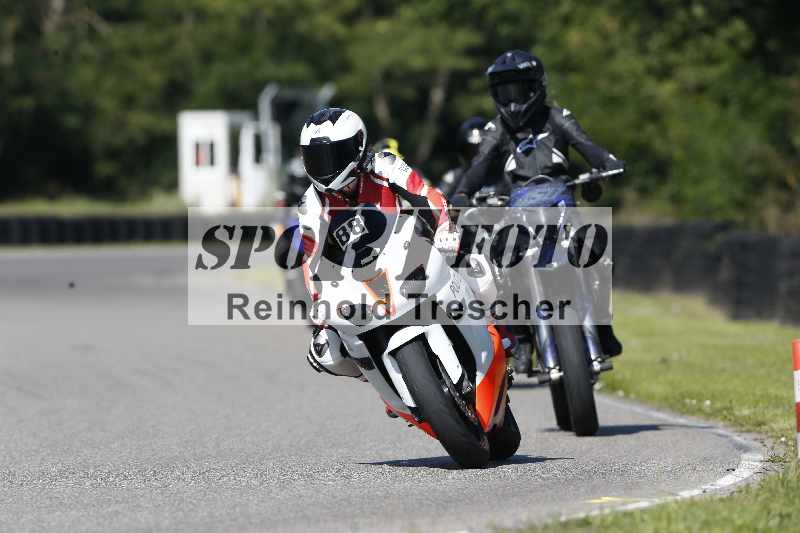 /43 08.08.2025 Discover the Bike ADR/Bike 1 gruen/450